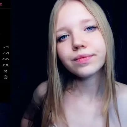 BateCord: Model blondefoxsilverfoxs Cam Recordings